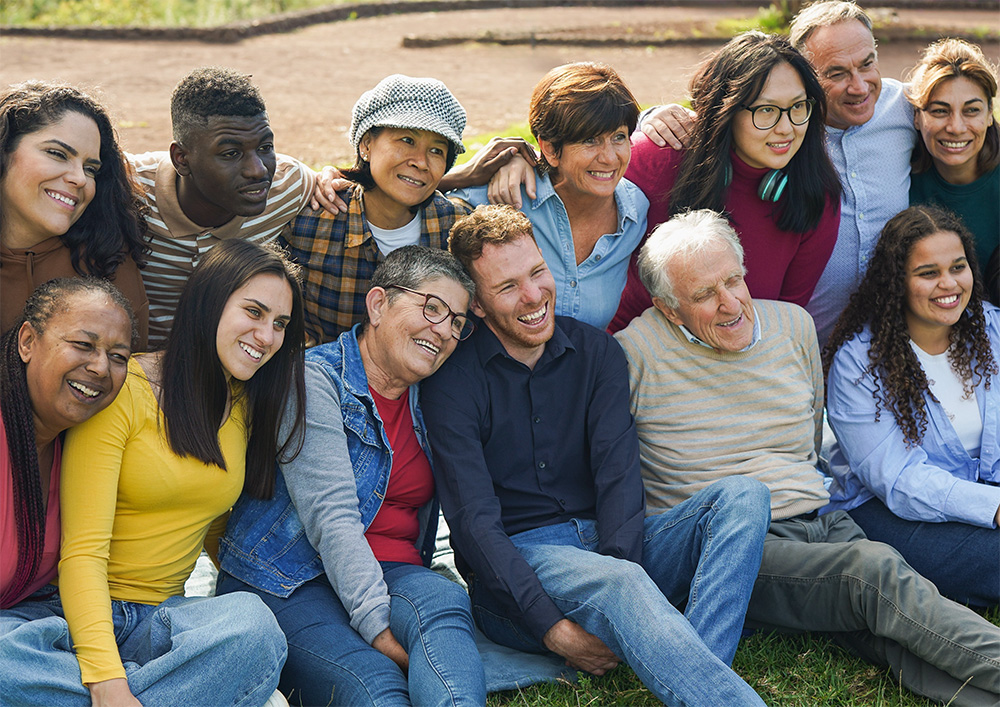 Curarsi a Roma se non sei residente: UE con TEAM/EHIC nel SSN; senza TEAM o extra-UE via privato/assicurazione (possibile direct billing), iscrizione SSN se residenti, codici STP/ENI per urgenze indifferibili, studenti e personale internazionale con opzioni di rimborso.